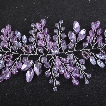 Ornament par cu pietre violet