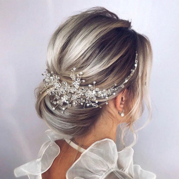 Accesoriu par auriu
