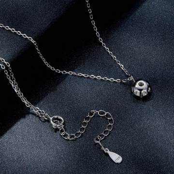 Lantisor argint 925 cu diamant moissanite