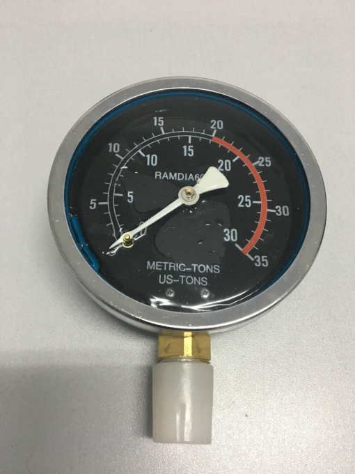 Manometru pentru presa de rulmenti cu sarcina max. 20 tone, Metric-Tons/US-Tons, scala 0-30/0-35, RAMDIA 60, TLTON20T