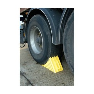 Cala pentru blocare roti de camioane, rezistenta la apa, HDPE plastic, 250mm, Draper 12271 - Img 2