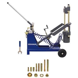 Presa pentru depresarea bolturilor de punte la camioane si autobuze, capacitate presa 65 tone, Gedore KL-1000-20A
