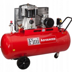 Compresor aer cu piston, butelie 270 litri, presiune max. 10 bari, alimentare 380V, putere 5.5 kw/7.5Hp, Fini BK 119-270-7.5