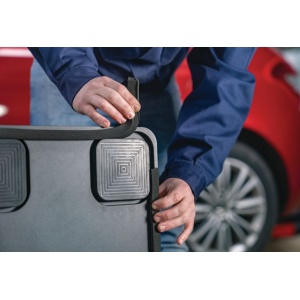 Dispozitiv pentru indreptare a elementelor de caroserie auto cu fixare pneumatica pe podea, sarcina maxima de tragere 350Kg / forta, GYS 077379 - Img 4