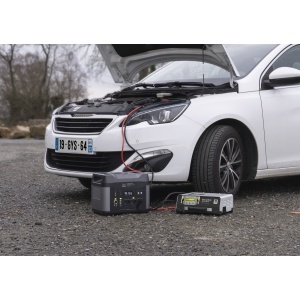 Stație de alimentare 12 V / 230V pentru a reîncărca sau alimenta toate tipurile de dispozitive electronice (1500 W). GYS 085169 - Img 9