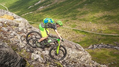 Echipamentul de baza pentru biciclisti