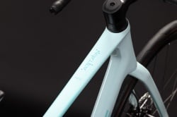 BICICLETA CUBE ATTAIN C:62 RACE FROSTYMINT MINT 2027 50 cm - Img 2