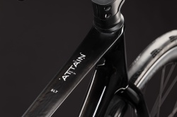 BICICLETA CUBE ATTAIN C:62 SLT CARBON WHITE 2027 50 cm - Img 3