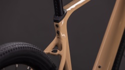 BICICLETA CUBE NUROAD RACE CAPPUCCINO BLACK - Img 10
