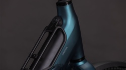 BICICLETA ELECTRICA CUBE LONGTAIL HYBRID 800 ROYALGREEN BLACK 2026 One Size - Img 2