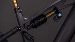 BICICLETA ELECTRICA CUBE STEREO HYBRID ONE77 HPC AT 800 CARBON GOLD - Img 12