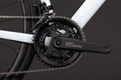 BICICLETA CUBE ATTAIN RACE GLACIER BLACK 2027 50 cm - Img 4
