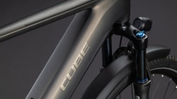 BICICLETA ELECTRICA CUBE TOURING HYBRID COMFORT SLX 800 CHARCOAL CHROME 2026 50 cm - Img 15
