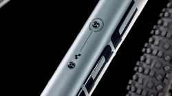 Bicicleta MTB Hardtail CUBE Aim ONE foggyblack´n´black