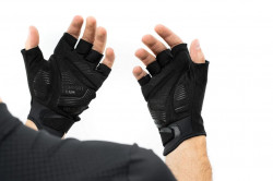 Manusi CUBE Short Finger X Natural Fit Black