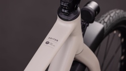 BICICLETA CUBE EDITOR PRO FE OATGREY GREY - Img 12