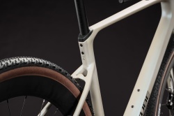 BICICLETA CUBE NUROAD C:62 SLX GLINTSAND BLACK 2027 L - Img 4