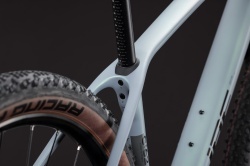 BICICLETA CUBE REACTION C:62 RACE SEAGREY BLACK 2027 L - Img 3