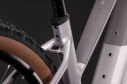 BICICLETA ELECTRICA CUBE REACTION HYBRID PRO 800 TRAPEZE LILACBREEZE PRIZM 2027 cadru L (20") - roti 29 - Img 4
