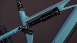 BICICLETA ELECTRICA CUBE STEREO HYBRID ONE44 HPC RACE 800 SMARAGDGREY PRISM - Img 12