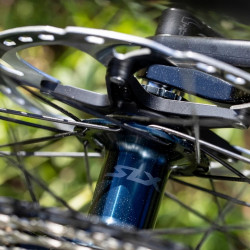Butuc spate SHIMANO SLX FH-M7110-B Center-Lock 12x148 mm 32H E-Thru 12 viteze