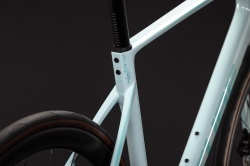 BICICLETA CUBE ATTAIN C:62 RACE FROSTYMINT MINT 2027 50 cm - Img 3