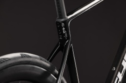 BICICLETA CUBE ATTAIN C:62 SLT CARBON WHITE 2027 50 cm - Img 4