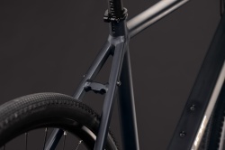BICICLETA CUBE NULANE DELUXE EXC GREY CHROME 2027 L - Img 3
