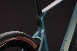 BICICLETA CUBE NUROAD C:62 RACE JUNGALI BLACK 2027 L - Img 4