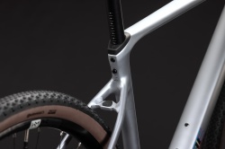 BICICLETA CUBE NUROAD SLX SPACESHIP CMY 2027 L - Img 4
