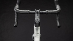 BICICLETA CUBE ATTAIN C:62 SLX SLEEKGREY PRISM - Img 18