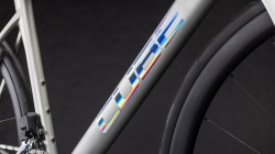 BICICLETA CUBE ATTAIN C:62 SLX SLEEKGREY PRISM - Img 28