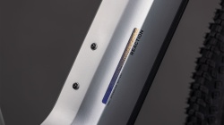 BICICLETA ELECTRICA CUBE REACTION HYBRID ONE 600 EASY ENTRY SLEEKGREY PRISM - Img 9