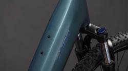 BICICLETA ELECTRICA CUBE REACTION HYBRID ONE 800 EASY ENTRY ROYALGREEN PRISM - Img 8