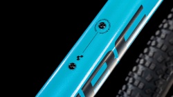 Bicicleta MTB Hardtail CUBE Aim Race swimmingpool´n´black