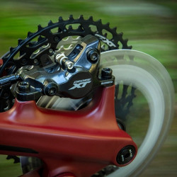 Etrier de frana cu disc hidraulic SHIMANO Deore XT BR-M8100 XC Race