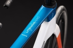 BICICLETA CUBE LITENING AERO C:68X RACE TEAMLINE 2027 52 cm - Img 3