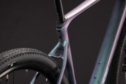 BICICLETA CUBE NULANE RACE SMARAGDGREY PRIZM 2027 L - Img 3