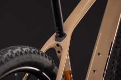 BICICLETA CUBE REACTION C:62 ONE CAPPUCCINO BLACK 2027 cadru L (19") - roti 29 - Img 3