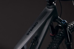 BICICLETA CUBE STEREO HPC RACE CARBON BLACK 2027 L - Img 2