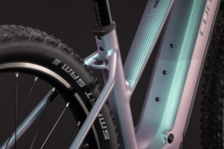 BICICLETA ELECTRICA CUBE REACTION HYBRID PRO 800 TRAPEZE POLARLIGHT BLACK 2027 cadru L (20") - roti 29 - Img 4
