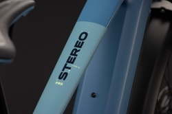BICICLETA ELECTRICA CUBE STEREO HYBRID ONE22 PRO 800 FE BLUESAPPHIRE BLUE 2027 cadru L (20") - roti 29 - Img 3