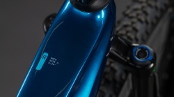 BICICLETA ELECTRICA CUBE STEREO HYBRID ONE22 RACE 800 ELECTRICBLUE WHITE - Img 5