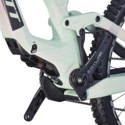 BICICLETA MTB FULL SUSPENTION SCOTT GAMBLER RC model 2026 - Img 7