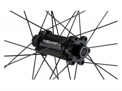 ROATA FATA NEWMEN EVOLUTION SL A.30 ALUMINIU 15X110 IS 6 BOLT 28H FADE 27.5inch - Img 3
