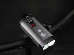 Far bicicleta RAVEMEN PR1600