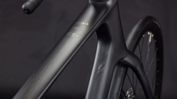 BICICLETA CUBE ATTAIN C:62 RACE BLACKLINE - Img 18