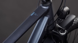 BICICLETA CUBE KATHMANDU EXC METALLICGREY CHROME - Img 12