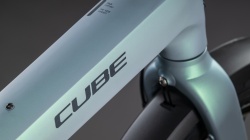 BICICLETA ELECTRICA CUBE FOLD HYBRID COMFORT 545 SEAGREY REFLEX 2026 One Size - Img 2