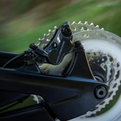 Etrier hidraulic SHIMANO Deore BR-M6120 roata fata/spate 4 pistoane Resin